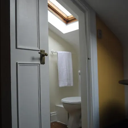 Hostal The Connemara - Sleepzone